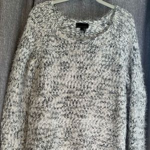 Black and White Fluffy, Textured Sweater -Sz Lg